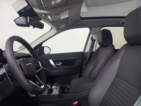 New 2025 Land Rover Discovery Sport S image 6