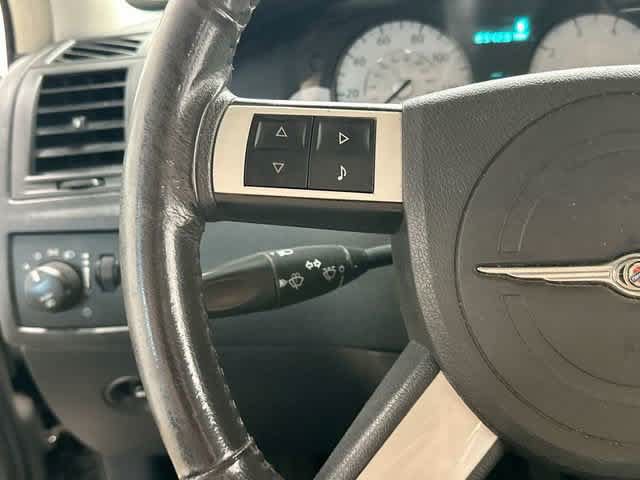 Used 2010 Chrysler 300 Touring AWD/4WD image 9