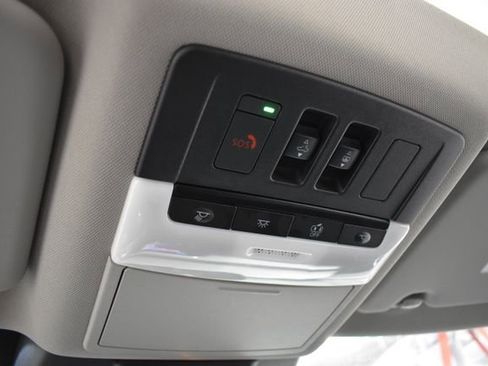 Certified 2023 Nissan Rogue SL image 40