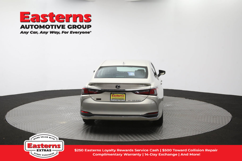 Used 2021 Lexus ES 250 w/ Premium Package AWD/4WD image 42