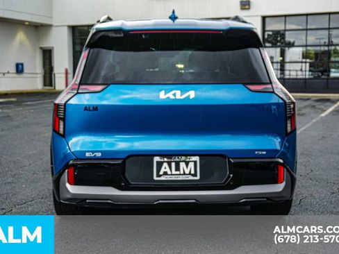 Used 2024 Kia EV9 GT-Line image 11