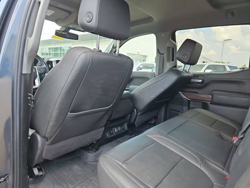 Used 2022 GMC Sierra 1500 SLT AWD/4WD image 14