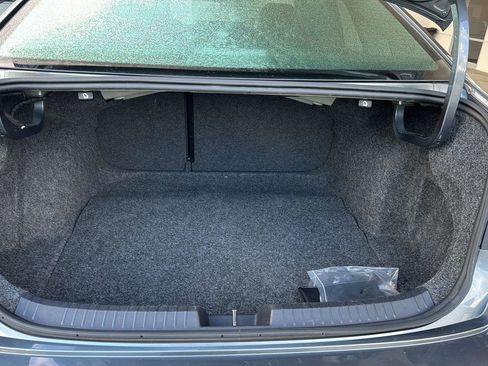 Used 2024 Volkswagen Jetta SE image 30