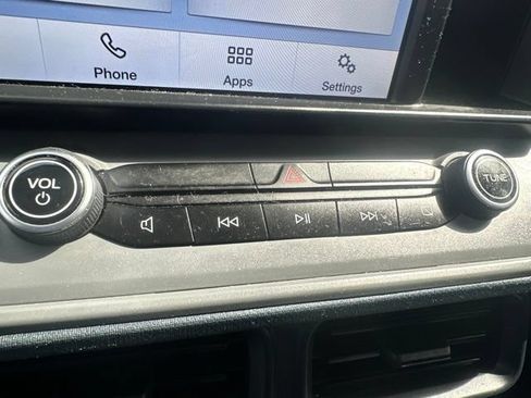Used 2022 Ford Maverick XL FWD image 37