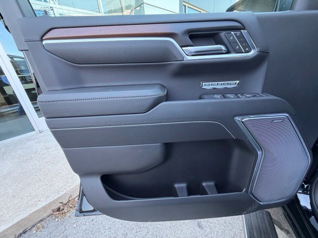 New 2026 GMC Sierra 1500 Denali w/ Denali Reserve Package AWD/4WD image 5