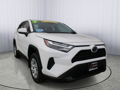 Used 2024 Toyota RAV4 LE image 1