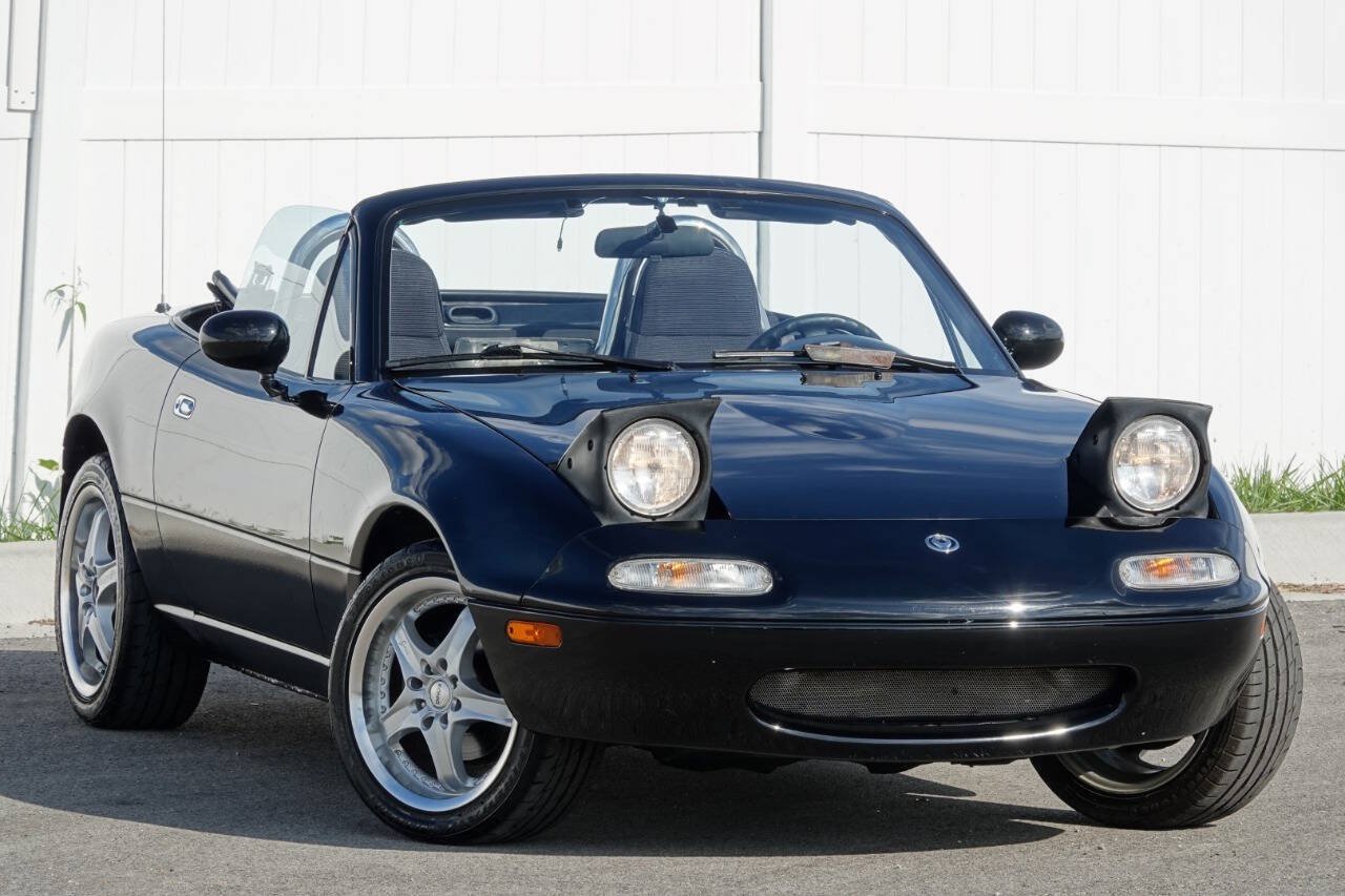 Used 1996 MAZDA MX-5 Miata RWD image 61