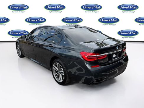 Used 2019 BMW 740e xDrive w/ M Sport Package AWD/4WD image 5