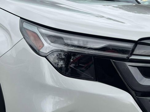 Used 2025 Subaru Forester Limited image 7