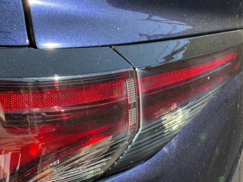 Used 2024 Toyota Sienna XLE image 10