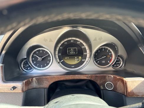 Used 2011 Mercedes-Benz E 350 4MATIC Sedan image 14