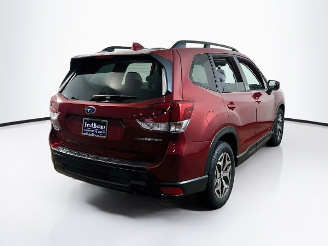 Used 2019 Subaru Forester Premium AWD/4WD image 10