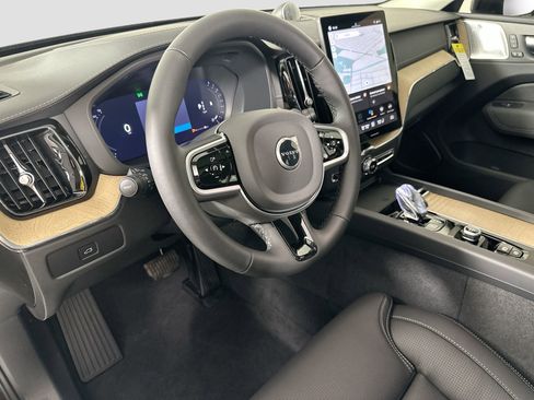 New 2026 Volvo XC60 B5 Ultra w/ Climate Package PRO image 10