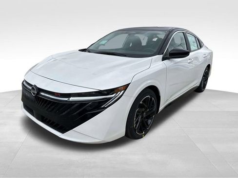 New 2026 Nissan Sentra SR image 3