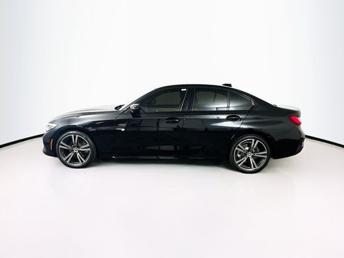 Used 2022 BMW 330i Sedan w/ Convenience Package RWD image 4