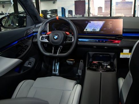 New 2026 BMW M5 w/ Executive Package image 16