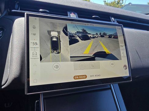 Certified 2025 Land Rover Range Rover Velar Dynamic SE image 29