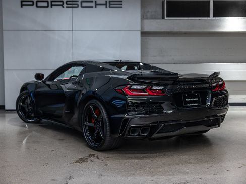 Used 2026 Chevrolet Corvette E-Ray w/ Stealth Interior Trim Package AWD/4WD image 3