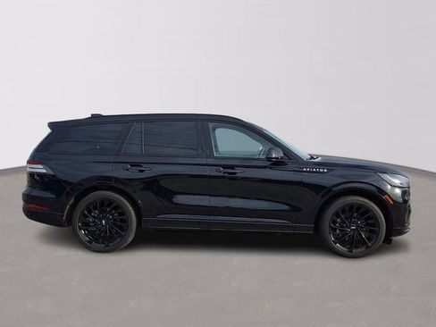 Certified 2025 Lincoln Aviator Reserve w/ Jet Appearance Package RWD image 7