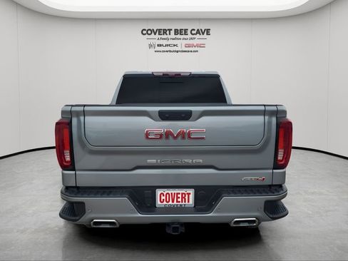 Used 2024 GMC Sierra 1500 AT4 w/ Technology Package image 8