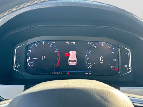 Used 2021 Volkswagen Atlas Cross Sport SEL FWD image 40