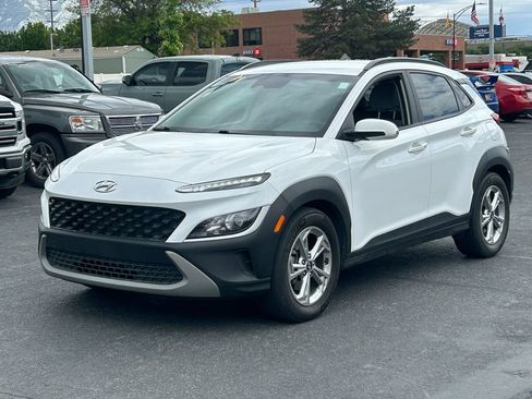 Used 2023 Hyundai Kona SEL w/ Cargo Package AWD/4WD image 9