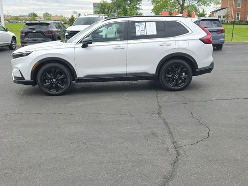 Used 2025 Honda CR-V Sport Touring image 4