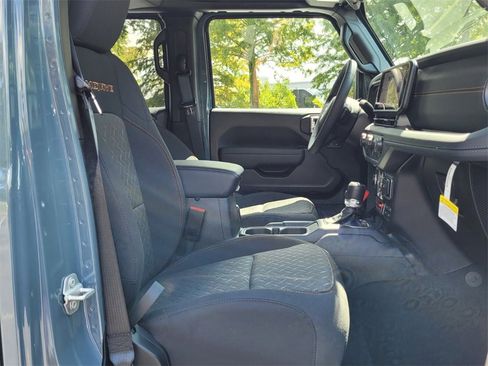 New 2025 Jeep Gladiator Mojave image 16