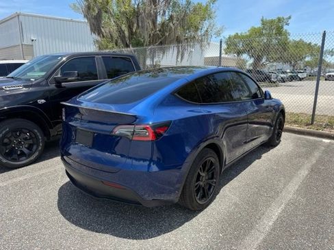 Used 2020 Tesla Model Y Performance AWD/4WD image 3