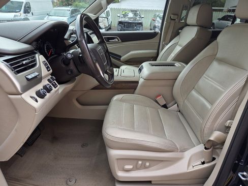 Used 2020 GMC Yukon XL Denali image 10