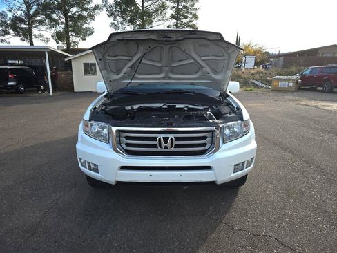 Used 2014 Honda Ridgeline RTL image 11