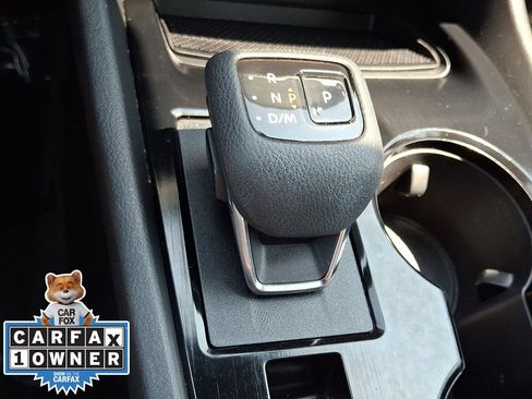 Used 2021 Nissan Rogue SV w/ Premium Package AWD/4WD image 16