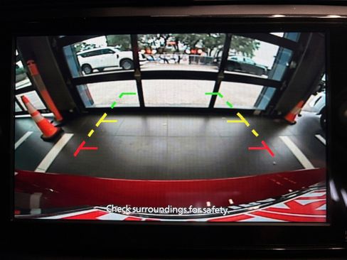 New 2025 Nissan Versa SR image 3