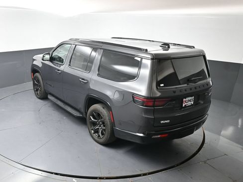 Used 2024 Jeep Wagoneer Series II AWD/4WD image 49