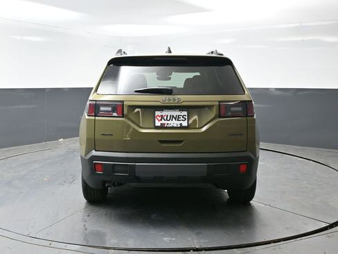 New 2026 Jeep Cherokee Limited image 8