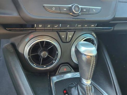 Used 2019 Chevrolet Camaro LT RWD image 17