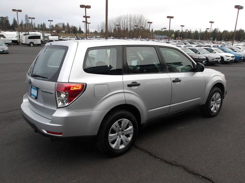 Used 2009 Subaru Forester 2.5X image 5