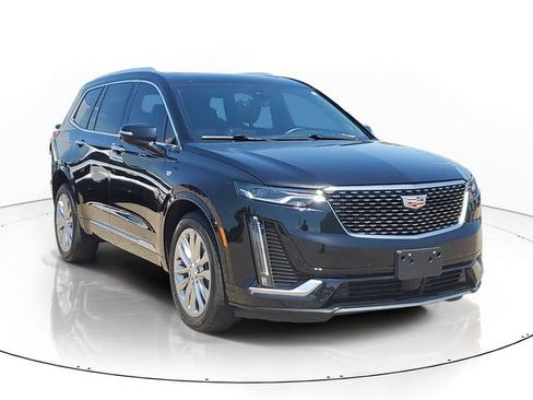 Certified 2023 Cadillac XT6 Premium Luxury w/ Technology Package AWD/4WD image 2