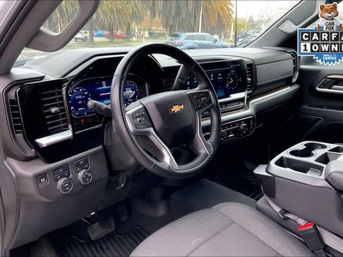 Used 2024 Chevrolet Silverado 2500 LT image 14