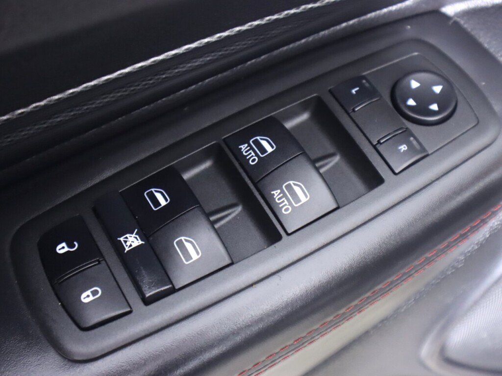 Used 2021 Dodge Durango R/T w/ Trailer Tow Group IV AWD/4WD image 30