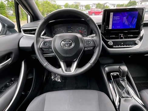 Used 2024 Toyota Corolla SE FWD image 5