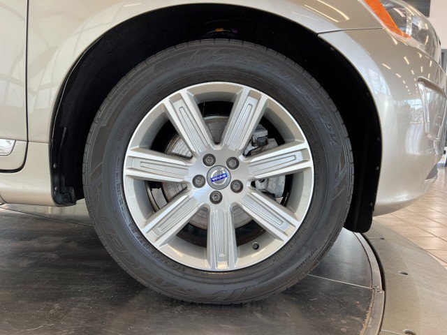 Used 2016 Volvo XC60 T6 w/ Proximity Package AWD/4WD image 43