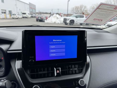 Certified 2023 Toyota Corolla Cross LE image 29