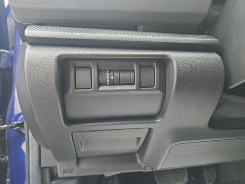 Used 2024 Subaru Crosstrek 2.5i Wilderness w/ Crosstrek Mirror Package image 21