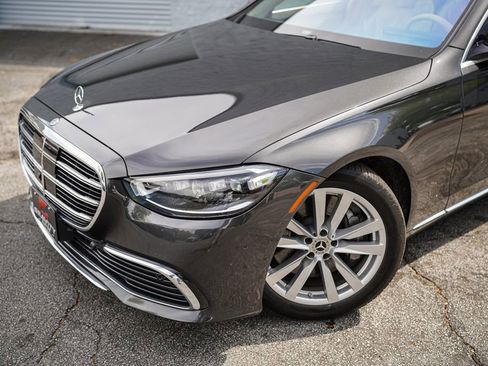 Used 2022 Mercedes-Benz S 500 4MATIC image 2