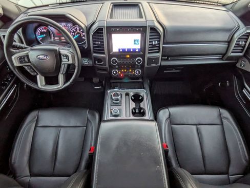 Used 2021 Ford Expedition XLT AWD/4WD image 16