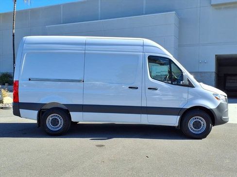 New 2026 Mercedes-Benz Sprinter 2500 image 23
