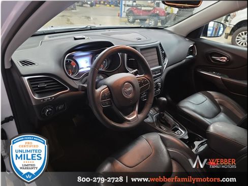 Used 2022 Jeep Cherokee Latitude Lux AWD/4WD image 9