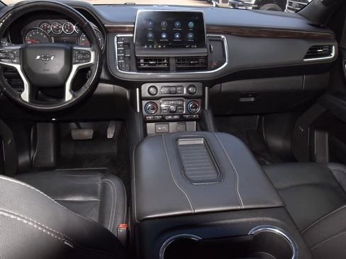 Used 2021 Chevrolet Tahoe Z71 w/ Z71 Signature Package image 17