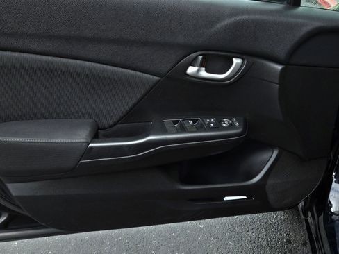 Used 2015 Honda Civic LX image 7